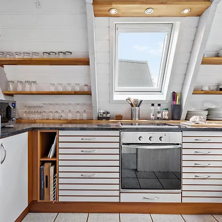 In With Kitchen Farsø